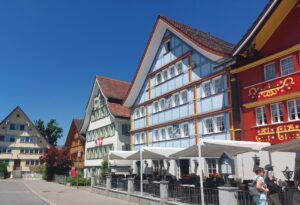 11 Häuserreihe Appenzell